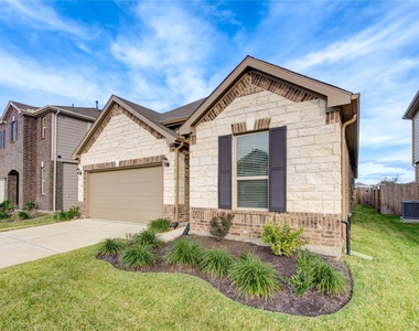 4922 Lucky Fawn Lane - Photo Thumbnail 2