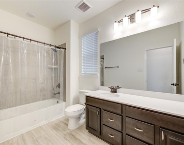 4922 Lucky Fawn Lane - Photo Thumbnail 5