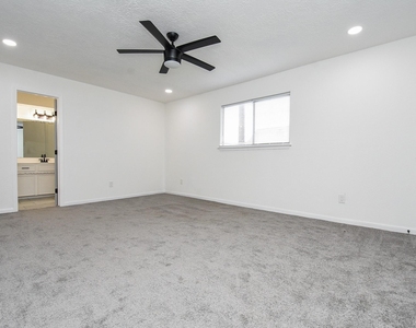 15814 Winding Moss Drive - Photo Thumbnail 35
