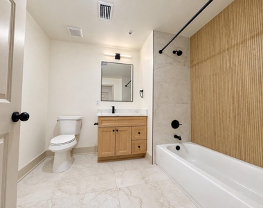 2221 Market St Street - Photo Thumbnail 6