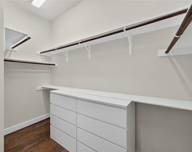 8806 Hollister Square Court - Photo Thumbnail 16