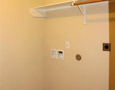 4515 Sunflower Creek Lane - Photo Thumbnail 9