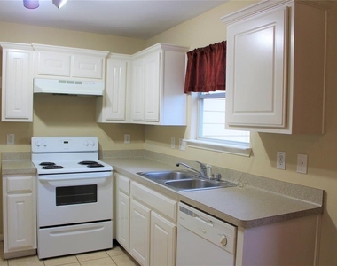 4515 Sunflower Creek Lane - Photo Thumbnail 7