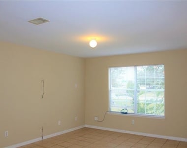 4515 Sunflower Creek Lane - Photo Thumbnail 3