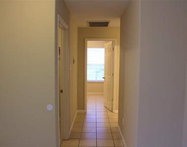 4515 Sunflower Creek Lane - Photo Thumbnail 8