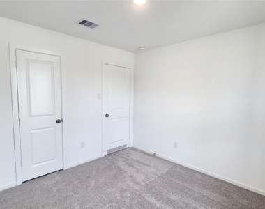 26715 Red Sunset Maple Lane - Photo Thumbnail 7