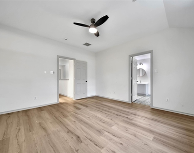 26 Peachridge Place - Photo Thumbnail 8