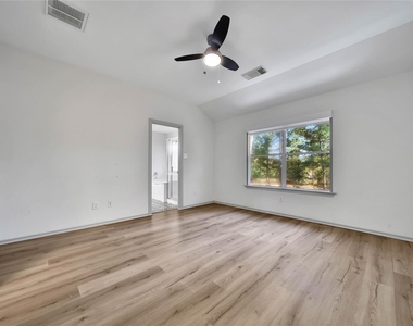 26 Peachridge Place - Photo Thumbnail 14