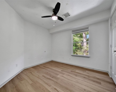 26 Peachridge Place - Photo Thumbnail 16