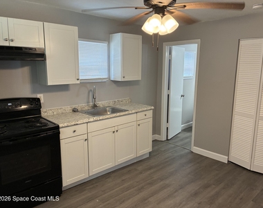 1420 Avocado Avenue - Photo Thumbnail 1