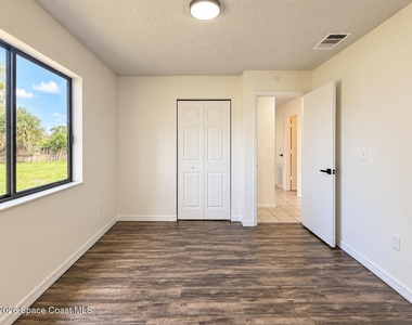 937 Serenade Street Nw - Photo Thumbnail 9