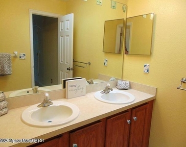 2325 Maryland Avenue - Photo Thumbnail 11