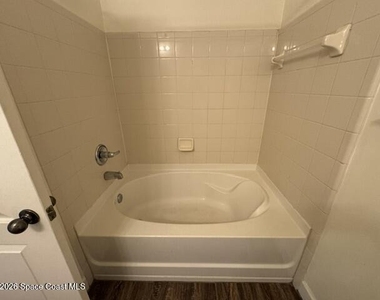 6450 Borasco Drive - Photo Thumbnail 14