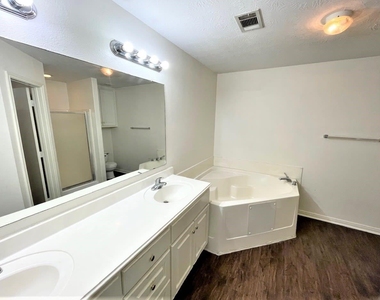 16334 Many Trees Lane - Photo Thumbnail 9