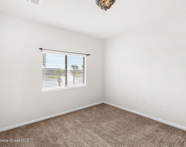 737 Ventura Drive - Photo Thumbnail 20