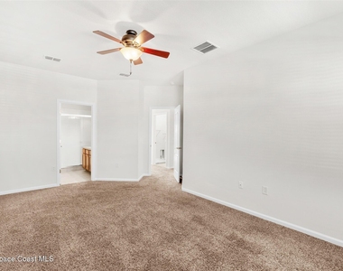 737 Ventura Drive - Photo Thumbnail 12