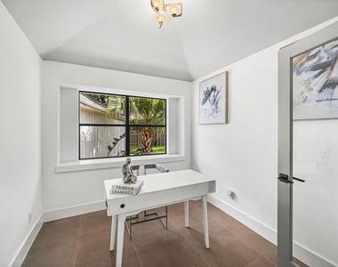 12523 Honeywood Trail - Photo Thumbnail 16