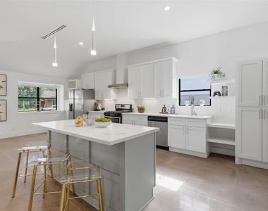 12523 Honeywood Trail - Photo Thumbnail 11