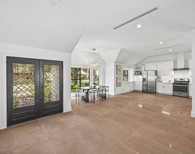 12523 Honeywood Trail - Photo Thumbnail 5