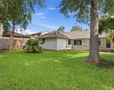 12523 Honeywood Trail - Photo Thumbnail 37