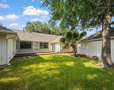12523 Honeywood Trail - Photo Thumbnail 38