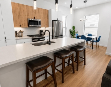 6742 Peerless Street - Photo Thumbnail 10