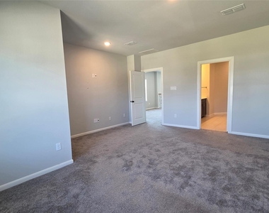 1550 Park Path Drive - Photo Thumbnail 14