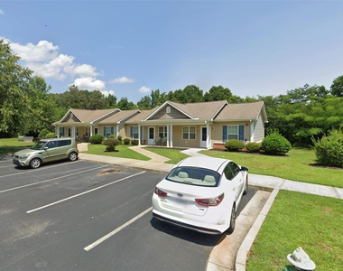 114 Louns Drive - Photo Thumbnail 10