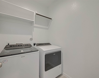 3121 Cloud Forest Lane - Photo Thumbnail 17