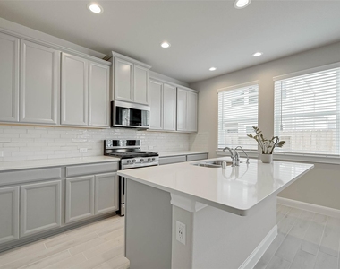 3121 Cloud Forest Lane - Photo Thumbnail 12