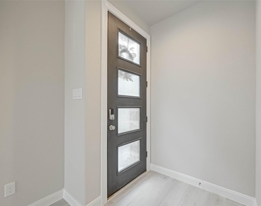 3121 Cloud Forest Lane - Photo Thumbnail 3