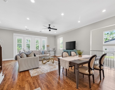 1102 W 15th Street - Photo Thumbnail 17