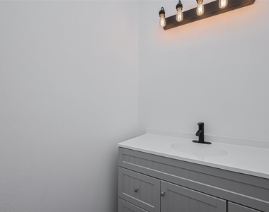 9003 Hilda Street - Photo Thumbnail 9