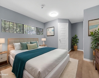 5831 Lyndhurst Street - Photo Thumbnail 10