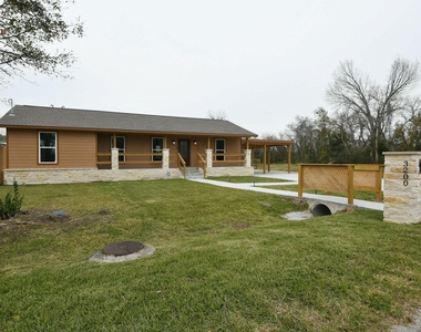 3200 Hoover Street - Photo Thumbnail 24