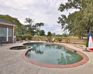 7603 Tumbling Road - Photo Thumbnail 27