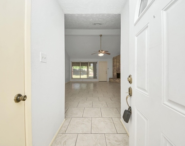7627 Shoshone Drive - Photo Thumbnail 4