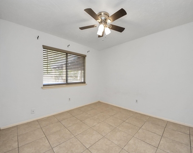 7627 Shoshone Drive - Photo Thumbnail 32