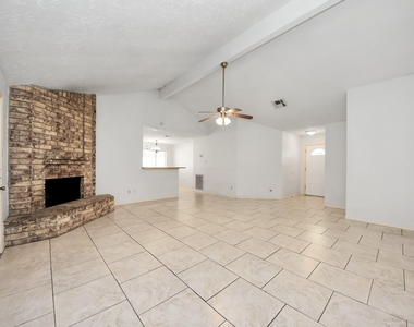 7627 Shoshone Drive - Photo Thumbnail 5