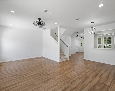 16879 Mammoth Springs Drive - Photo Thumbnail 6