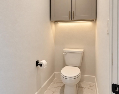 1418 Buescher Drive - Photo Thumbnail 10