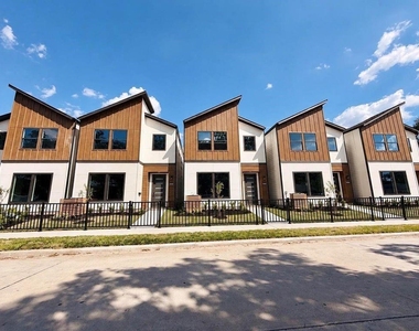 1418 Buescher Drive - Photo Thumbnail 15