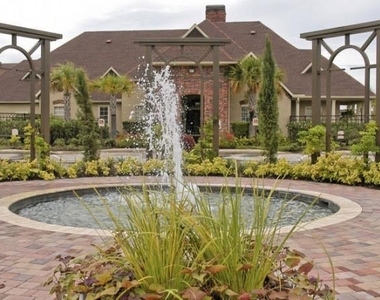 3102 W Bay Area Boulevard - Photo Thumbnail 9