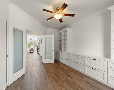 4534 Montcliff Bend Lane - Photo Thumbnail 18