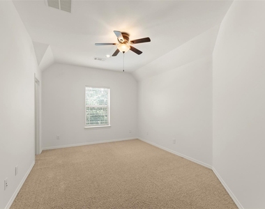4534 Montcliff Bend Lane - Photo Thumbnail 33