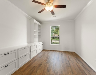 4534 Montcliff Bend Lane - Photo Thumbnail 35