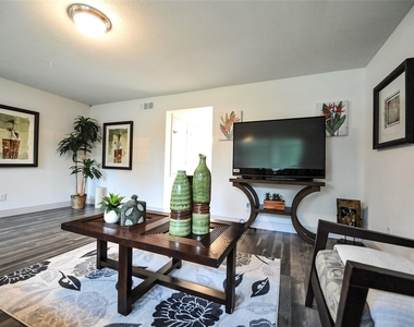 12633 Memorial Drive - Photo Thumbnail 1