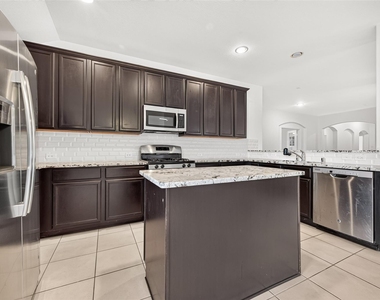 26602 Yukon Straight Drive - Photo Thumbnail 2
