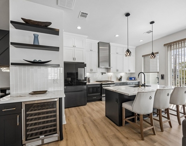 1615 Bigelow Street - Photo Thumbnail 14