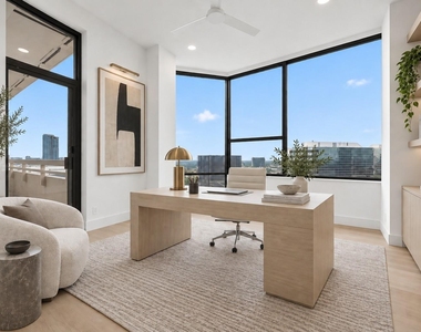 14 Greenway Plaza - Photo Thumbnail 11